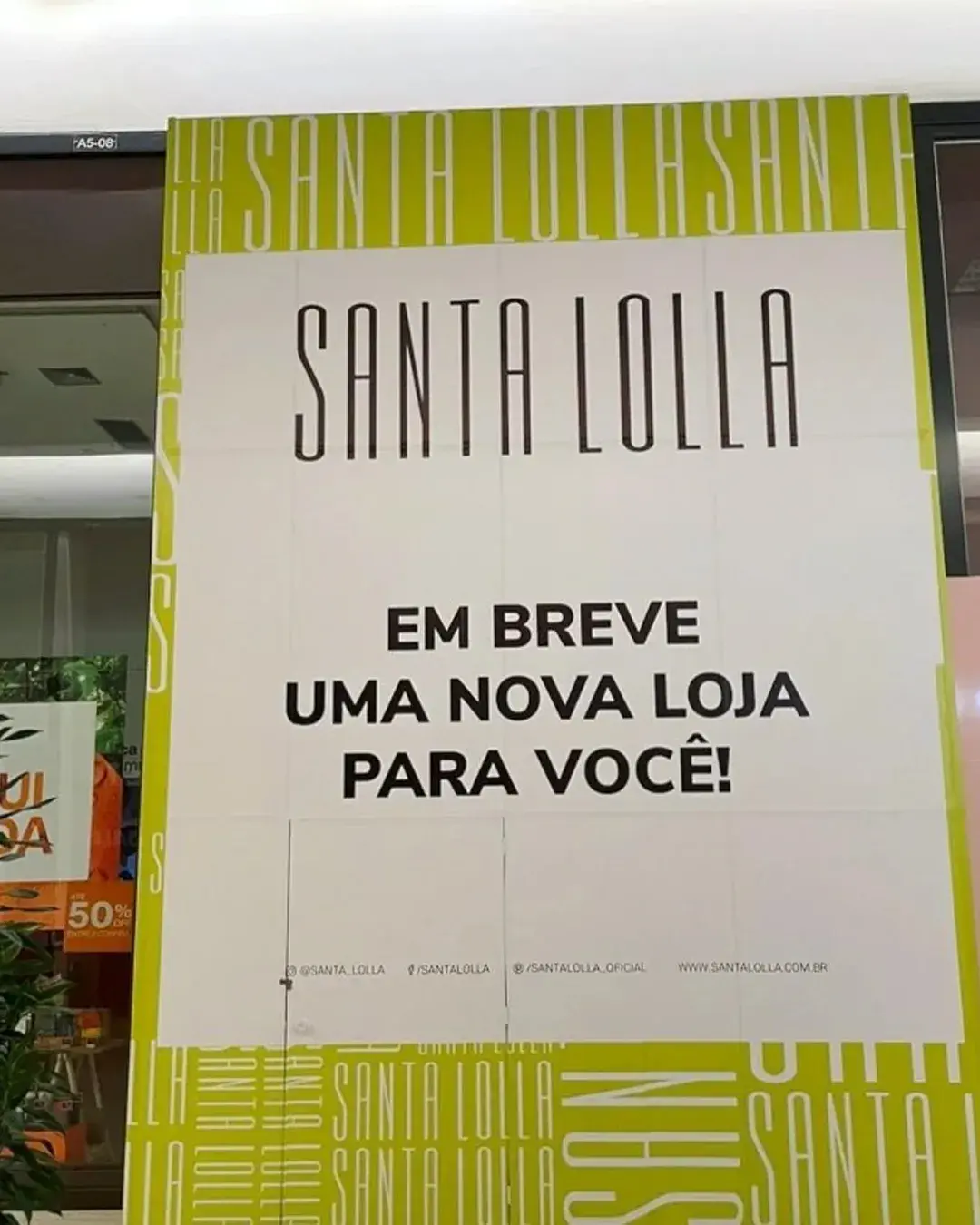 Tapume Santa Lolla